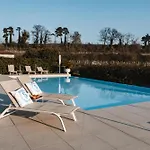 Residenza باسترينغو